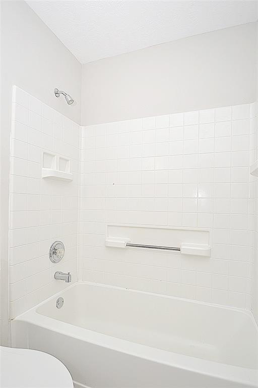 631 Aweigh Drive, Crosby, Texas image 11