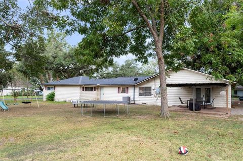 A home in El Campo