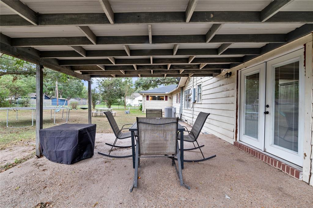 702 Avenue J, El Campo, Texas image 22