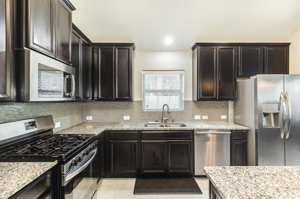 9534 Ocean Drive, Iowa Colony, Texas image 11