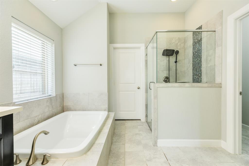 9534 Ocean Drive, Iowa Colony, Texas image 24