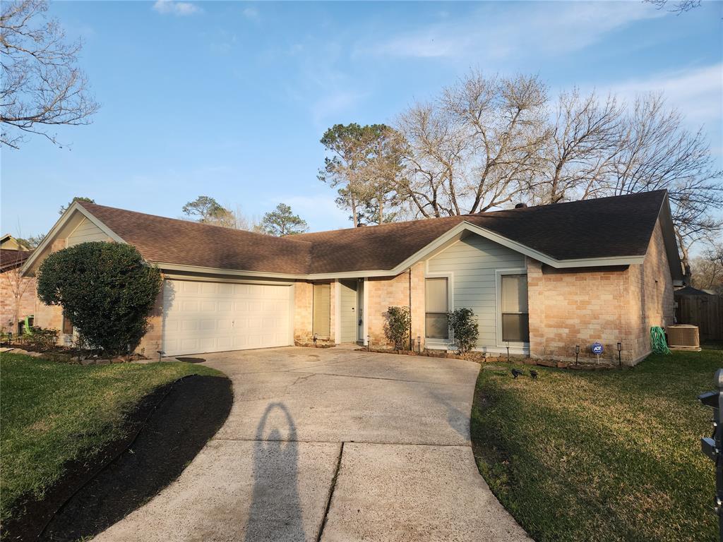 2910 Laurel Fork Drive Drive, Kingwood, Texas image 1