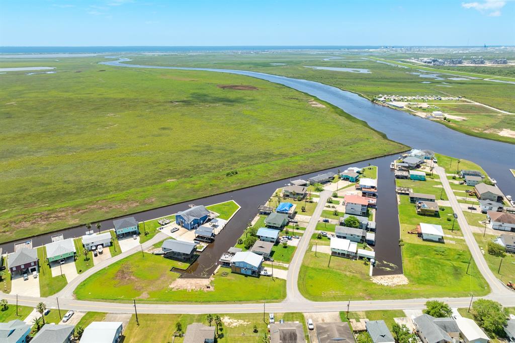 Admiral Lane, Freeport, Texas image 11