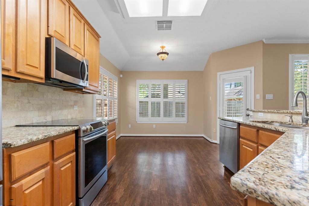 20802 Sweet Violet Court, Kingwood, Texas image 24
