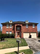 102 Crest Court, Stafford, Texas image 4