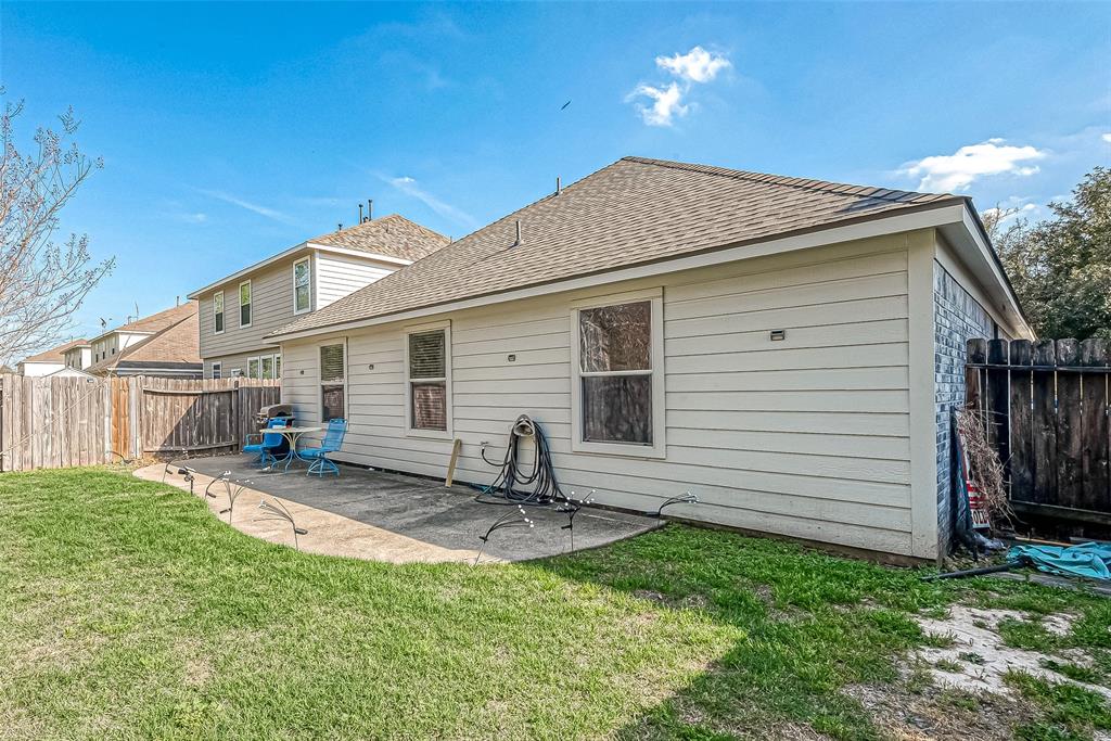 2335 Village Leaf Drive, Spring, Texas image 33