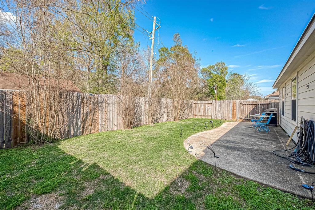 2335 Village Leaf Drive, Spring, Texas image 34