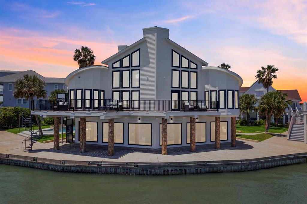 102 Lanai Street