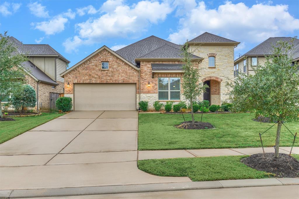 553 Rolling Brook Lane, Pinehurst, Texas image 3