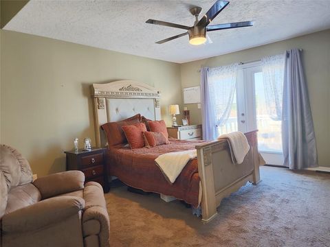 Single Family Residence in Galveston TX 5703 Fraser Avenue 10.jpg