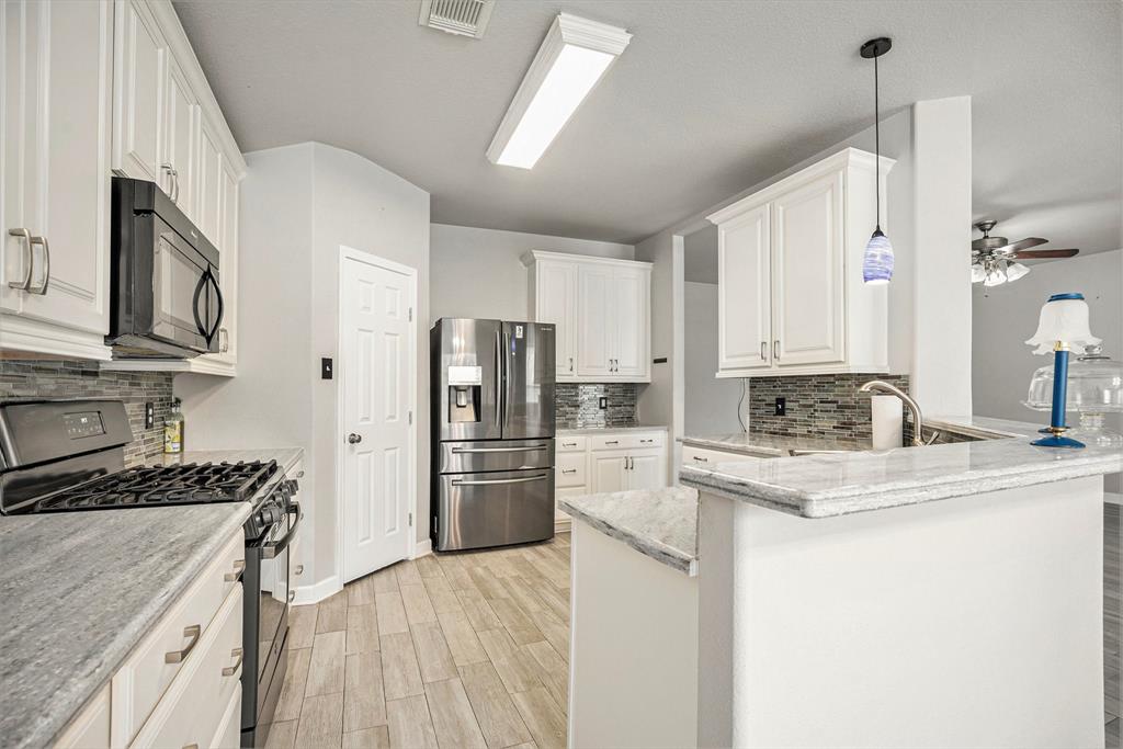 League City, Texas 77573, United States, 3 Bedrooms Bedrooms, ,2 BathroomsBathrooms,Residential,Active,147437