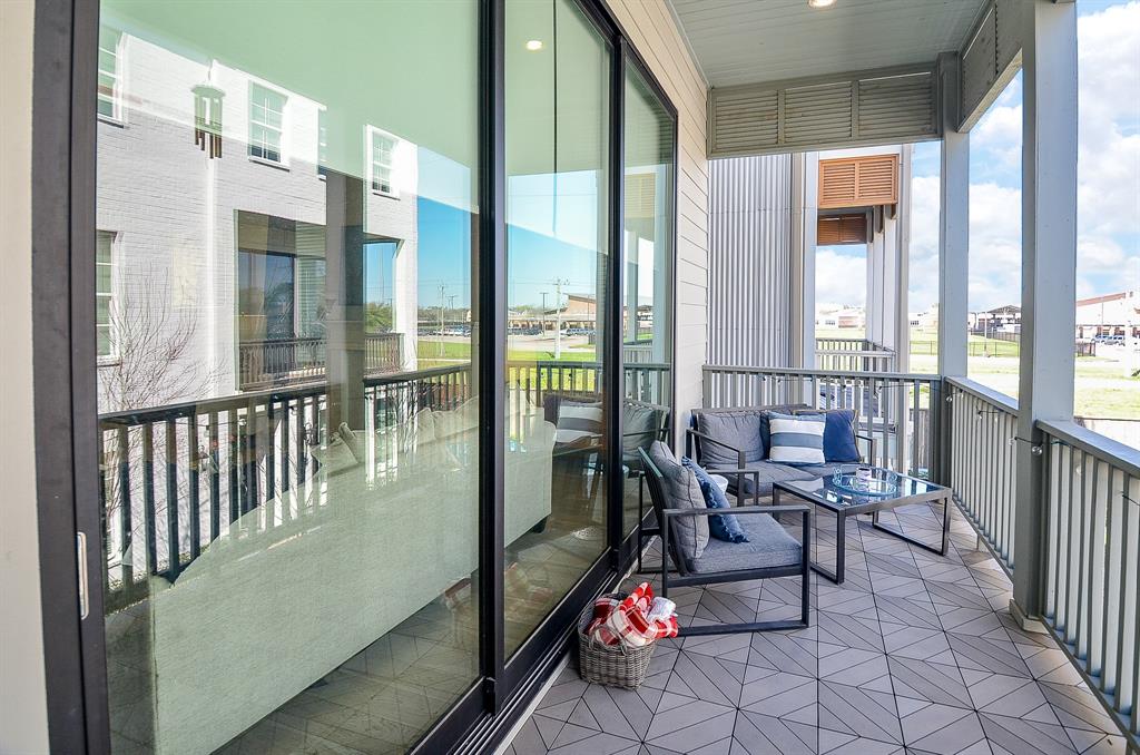 Houston, Texas 77080, United States, 3 Bedrooms Bedrooms, ,4 BathroomsBathrooms,Residential,Active,78478