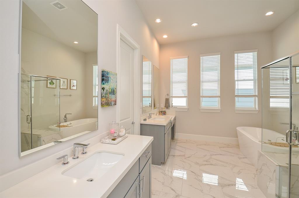 Houston, Texas 77080, United States, 3 Bedrooms Bedrooms, ,4 BathroomsBathrooms,Residential,Active,78478