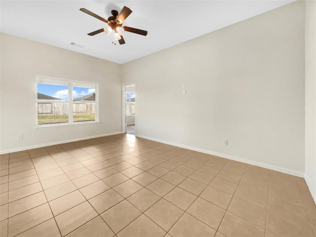 5122 Breezy Parke Lane, Rosenberg, Texas image 3
