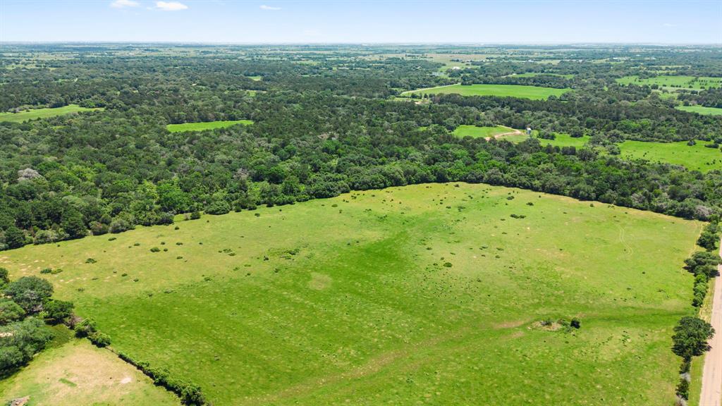 000 Henneke Road, Alleyton, Texas image 2