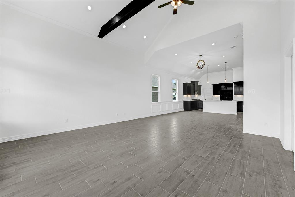 318 Little Spring Court, Anahuac, Texas image 12