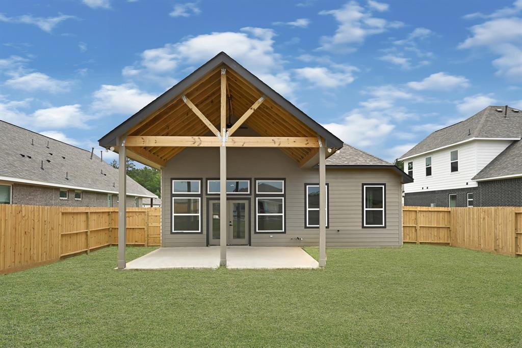 318 Little Spring Court, Anahuac, Texas image 23