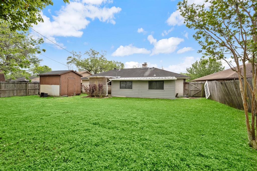 9819 Catlett Lane, La Porte, Texas image 31