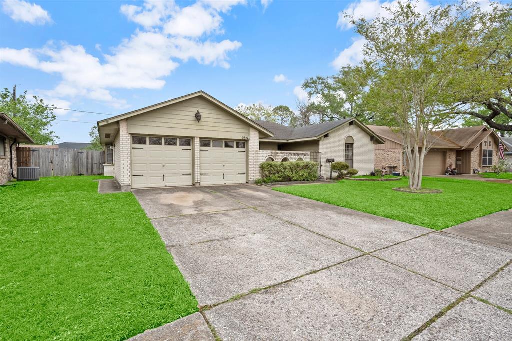 9819 Catlett Lane, La Porte, Texas image 3