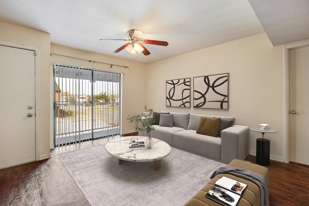 904 University Oaks Boulevard #92, College Station, Texas image 2