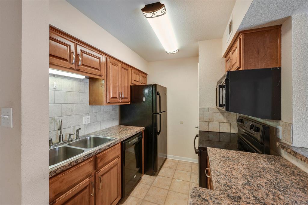 904 University Oaks Boulevard #92, College Station, Texas image 9