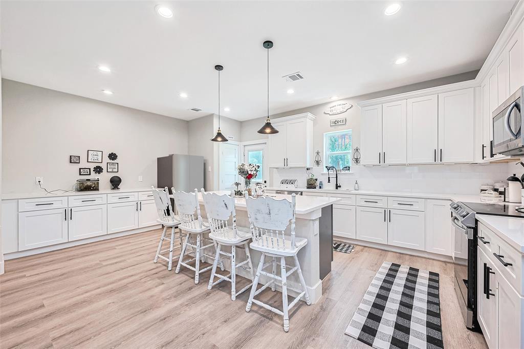 807 Avenue J Place