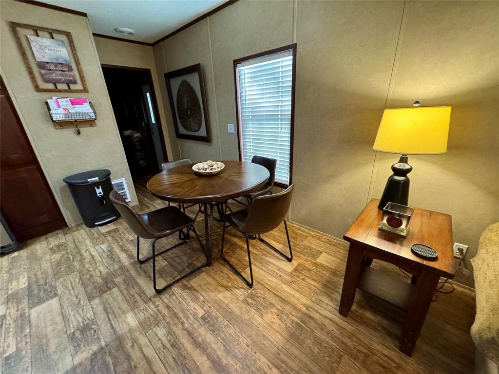 375 Chestnut Bend, Huntsville, Texas image 14