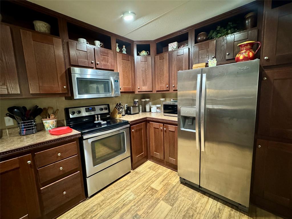 375 Chestnut Bend, Huntsville, Texas image 5