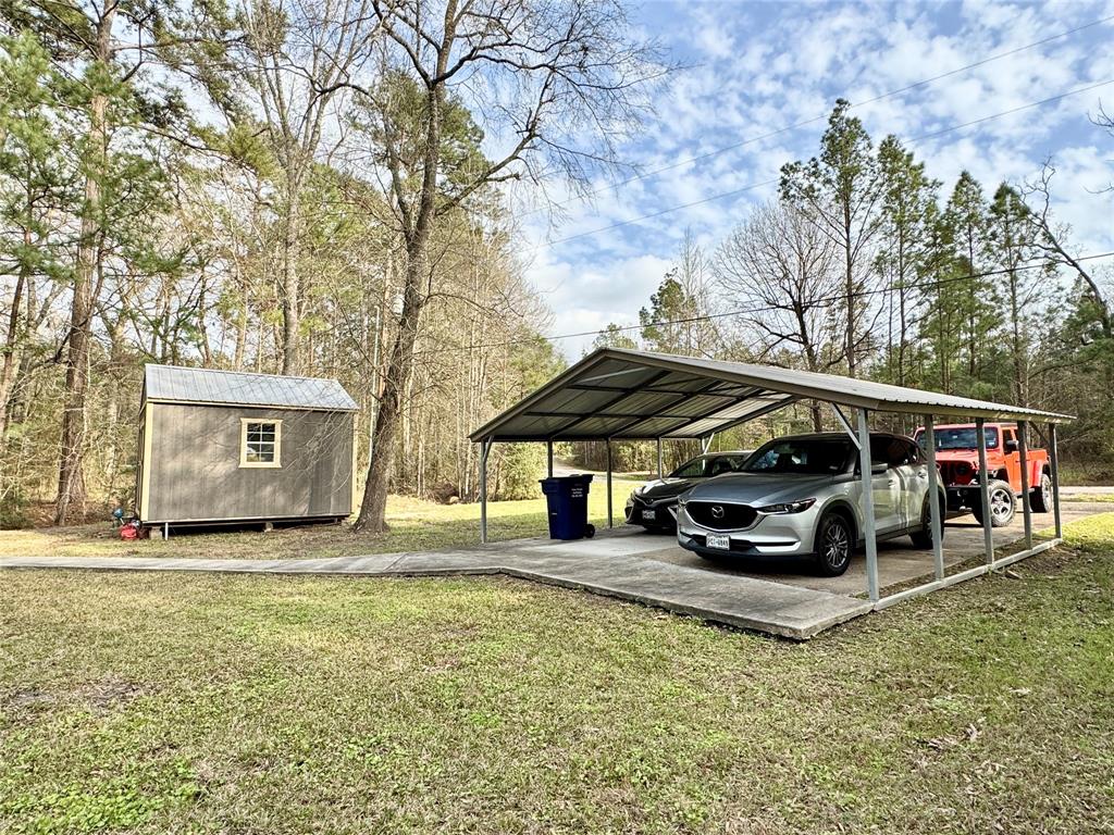 375 Chestnut Bend, Huntsville, Texas image 2