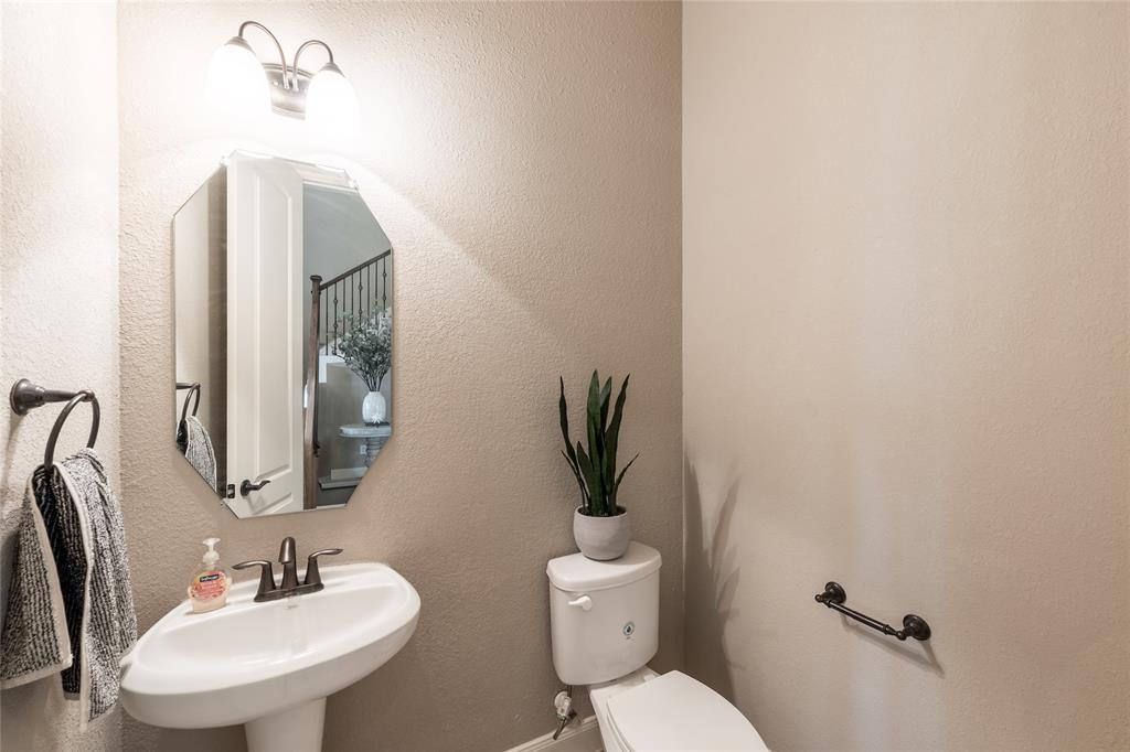 20722 Lavone Drive, Porter, Texas image 22