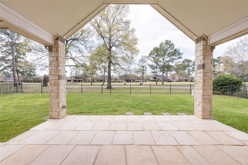 20722 Lavone Drive, Porter, Texas image 36