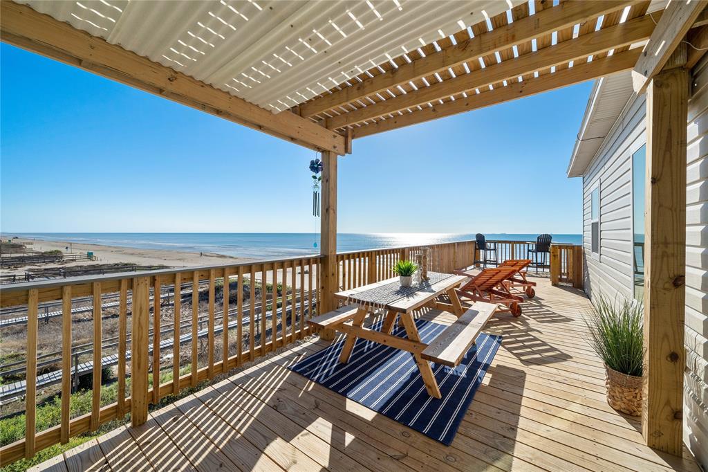 116 Howard Avenue #I, Surfside Beach, Texas image 2