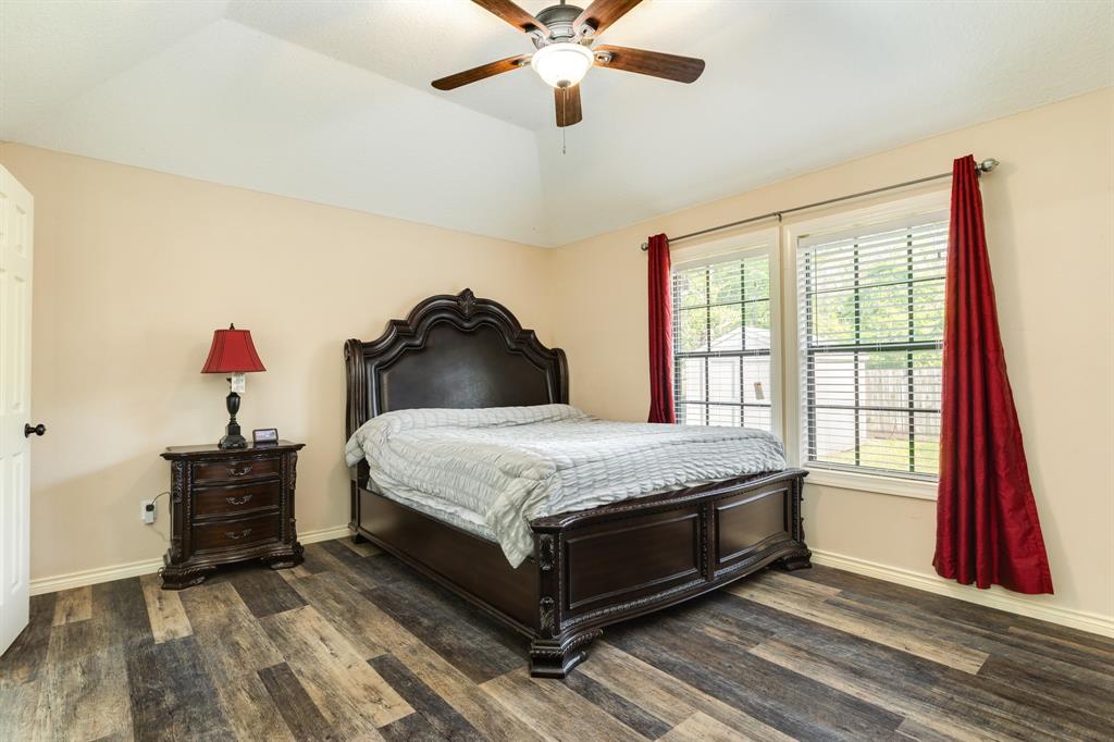 207 Audubon Woods Court, Richwood, Texas image 16