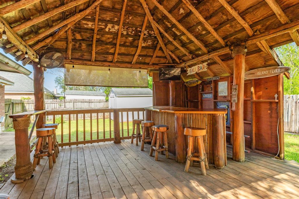 207 Audubon Woods Court, Richwood, Texas image 5