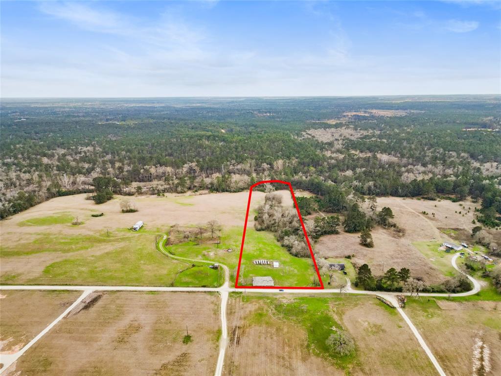 Davidson Road, Huntsville, Texas image 28