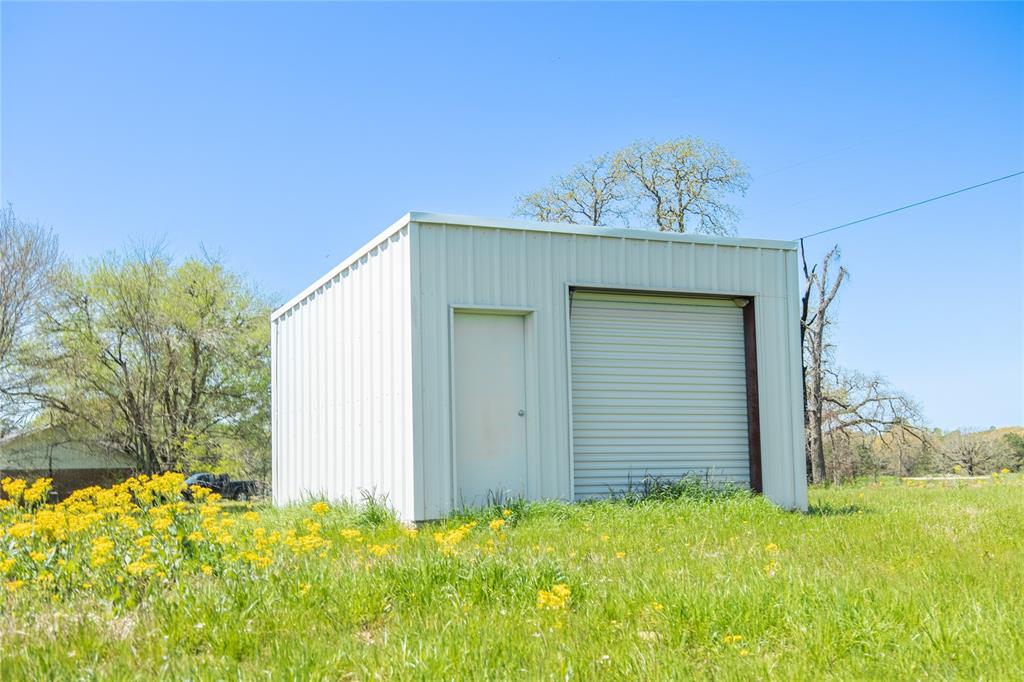 Davidson Road, Huntsville, Texas image 22
