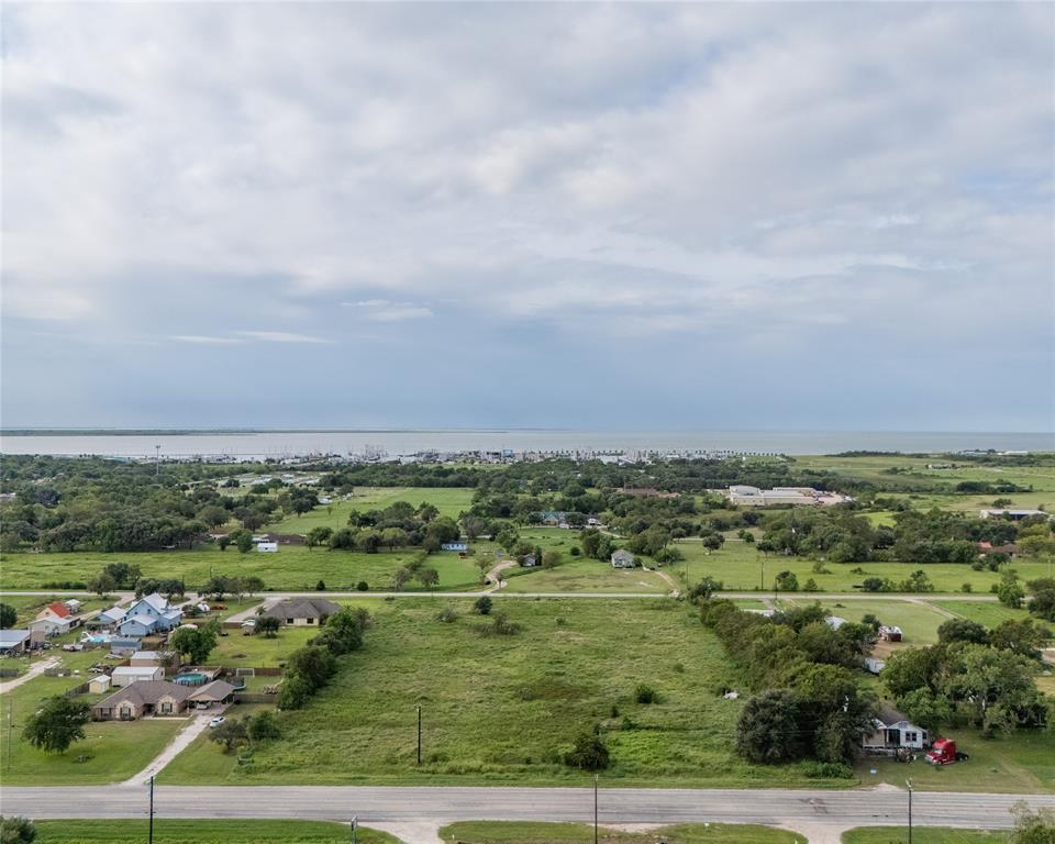 Henderson Avenue, Palacios, Texas image 1