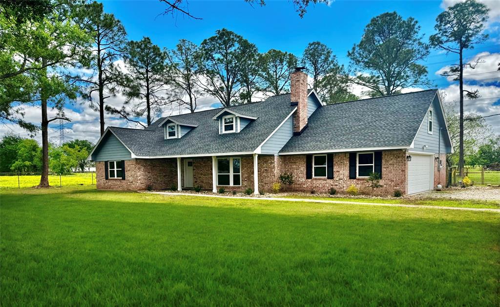 1561 County Road 797, Brazoria, Texas image 2