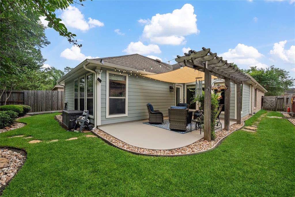 27438 Channing Springs Drive, Spring, Texas image 28