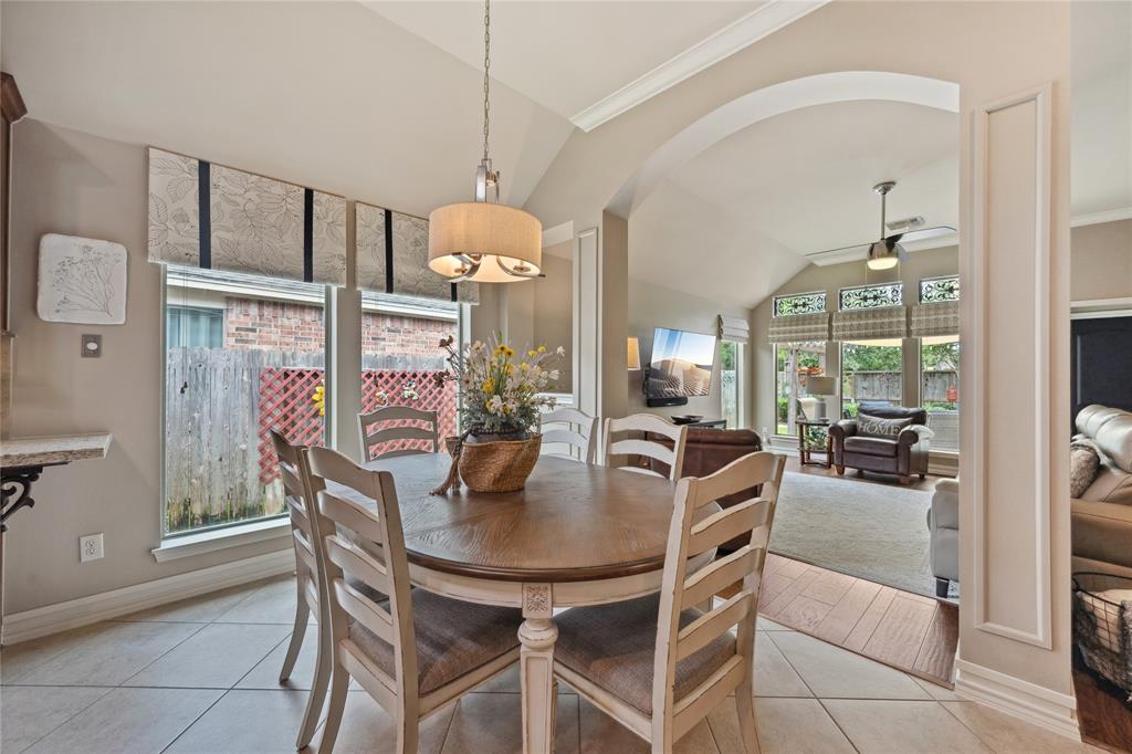 27438 Channing Springs Drive, Spring, Texas image 12