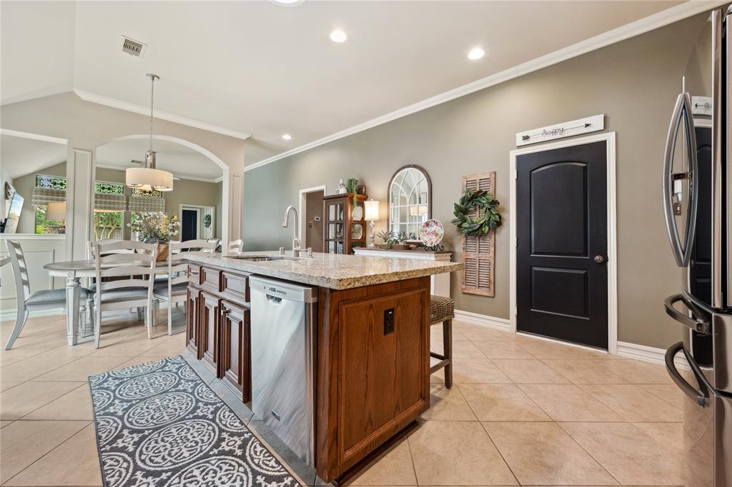27438 Channing Springs Drive, Spring, Texas image 10