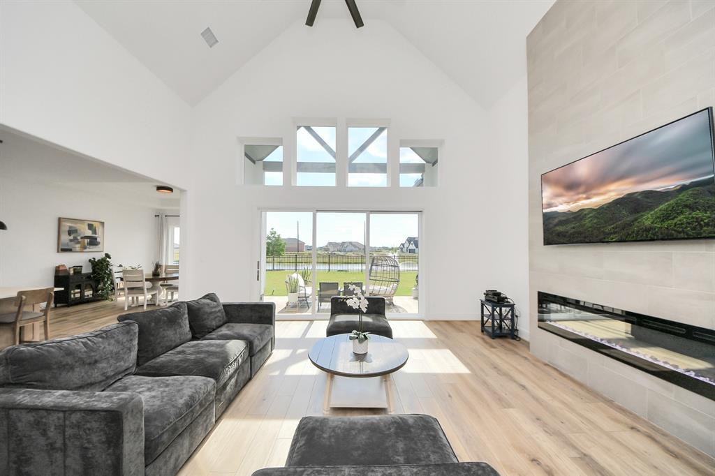 4914 Olive Province Lane, Manvel, Texas image 9