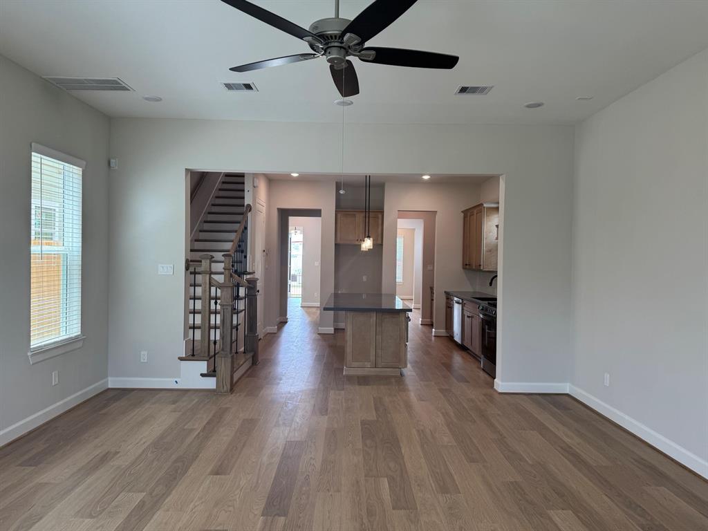 2519 S Houston Ave, Pearland, Texas image 6