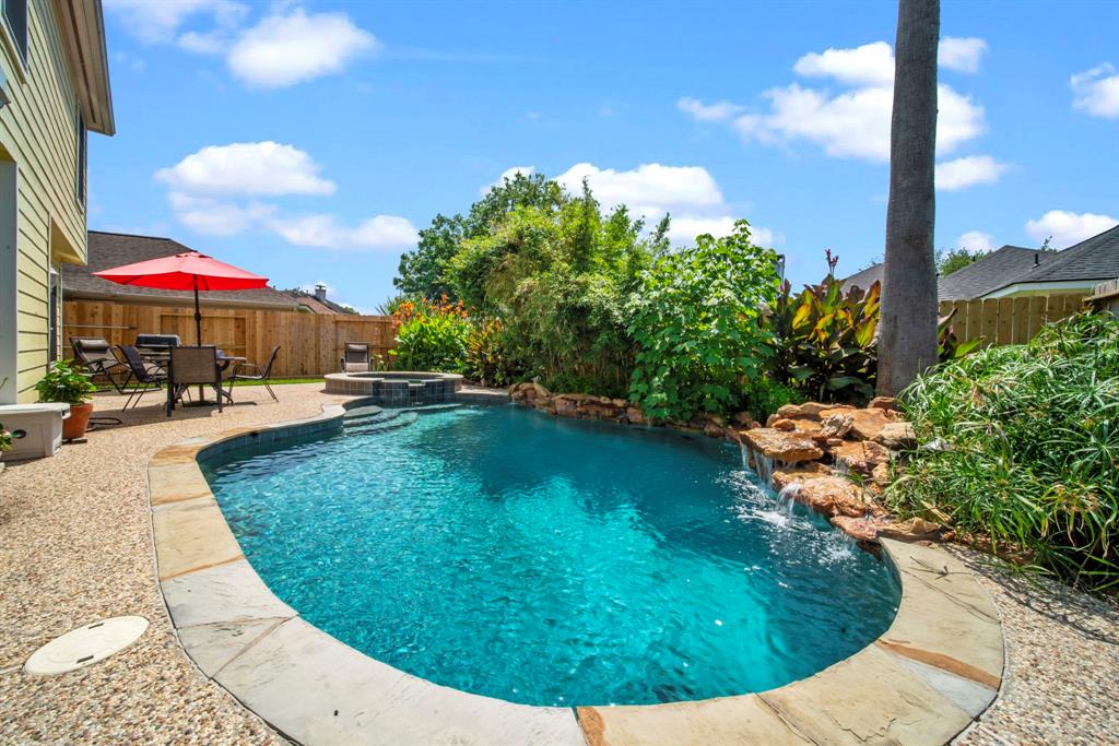 2223 Caroline Park Lane, Spring, Texas image 32