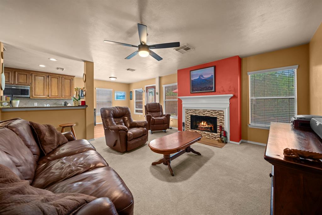 2223 Caroline Park Lane, Spring, Texas image 12