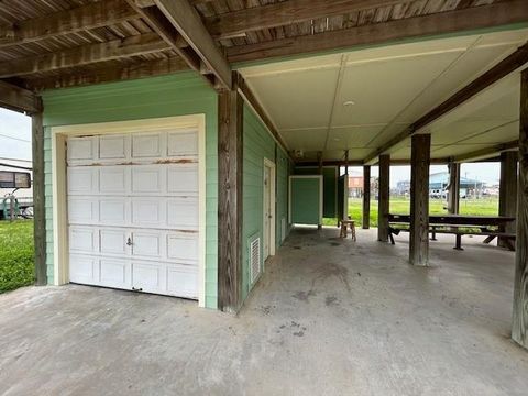 A home in Crystal Beach