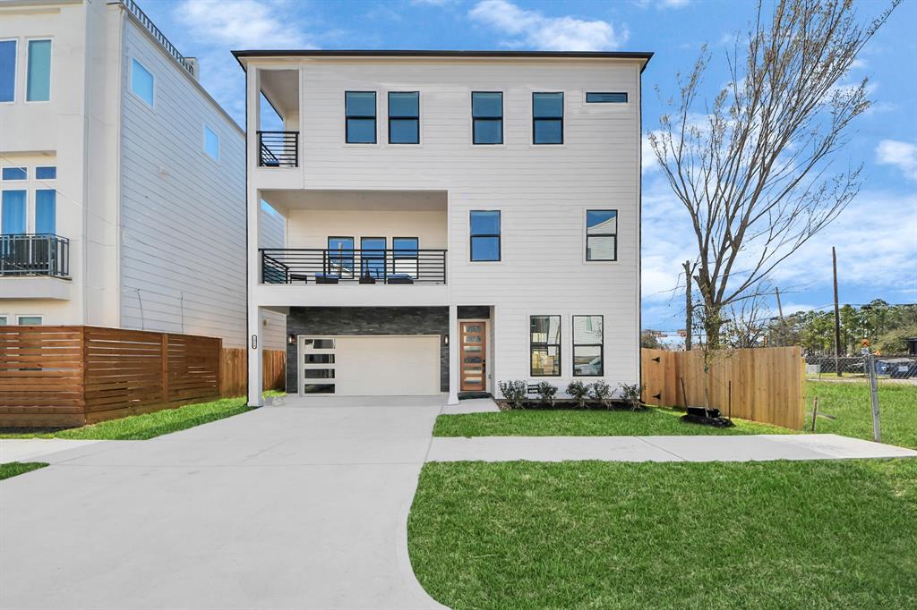 3004 Preston Street, Houston, Texas image 3
