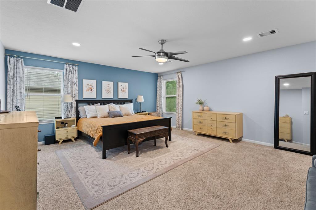 1942 Elkington Circle
