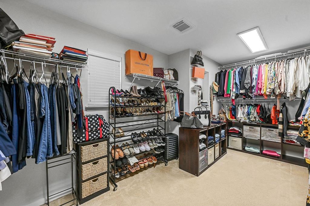 3727 Norwood Glen Lane, Friendswood, Texas image 17