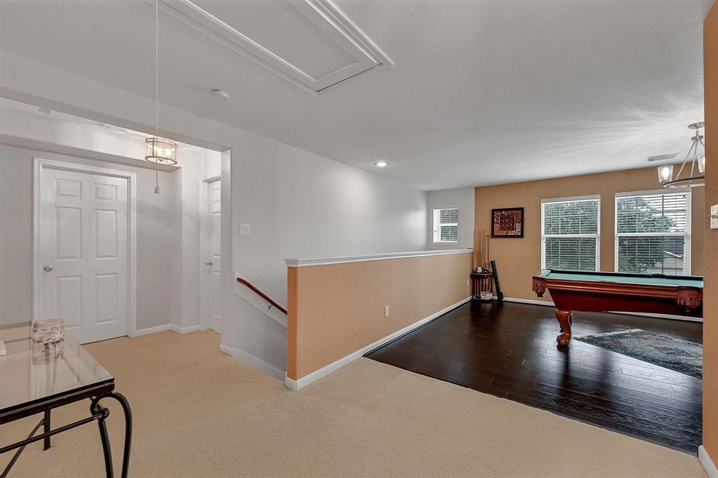 3727 Norwood Glen Lane, Friendswood, Texas image 12